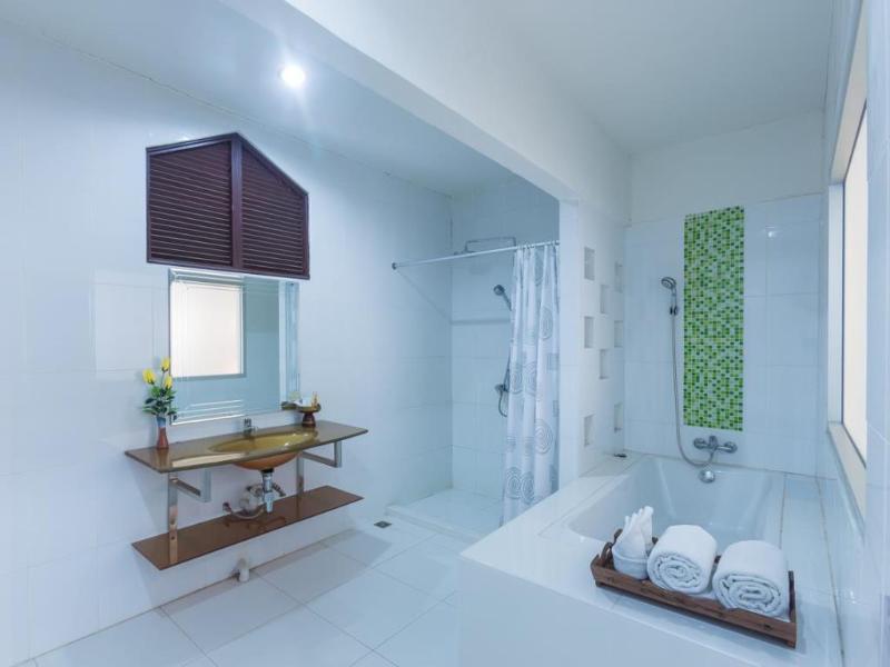 Bua Raya Hotel Chiang Mai Buitenkant foto